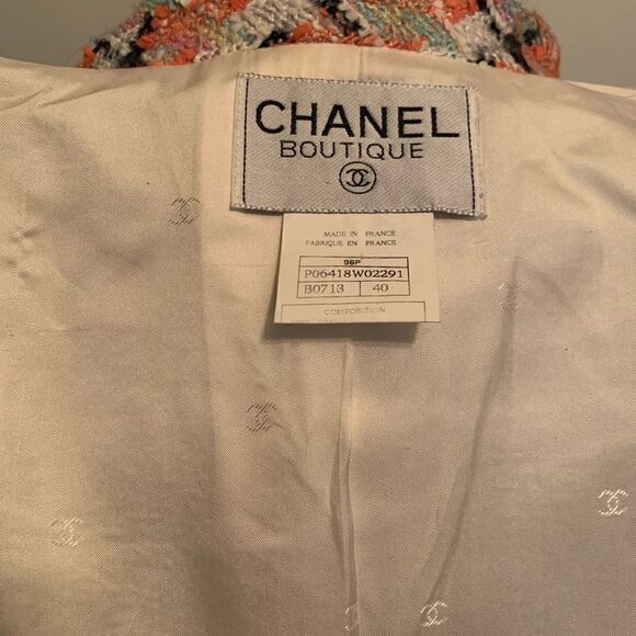 ❤️SOLD❤️Chanel Vintage Tweed Jacket  - Picture 9 of 12